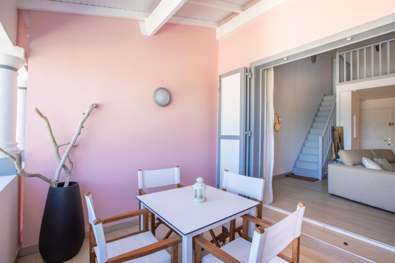 Stunning New Apartment With View Of Orient Bay Quarter of Orleans Luaran gambar