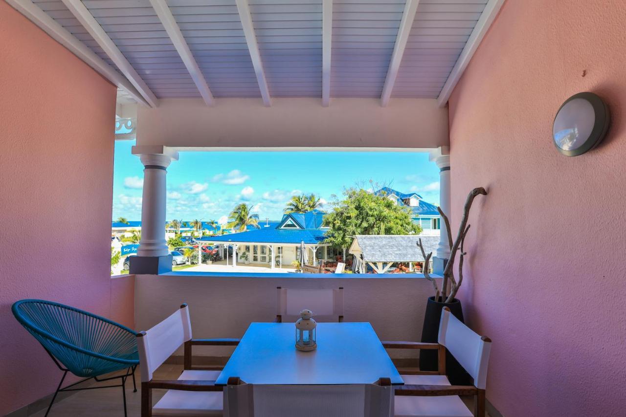 Stunning New Apartment With View Of Orient Bay Quarter of Orleans Luaran gambar