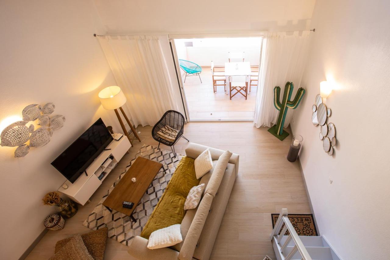 Stunning New Apartment With View Of Orient Bay Quarter of Orleans Luaran gambar